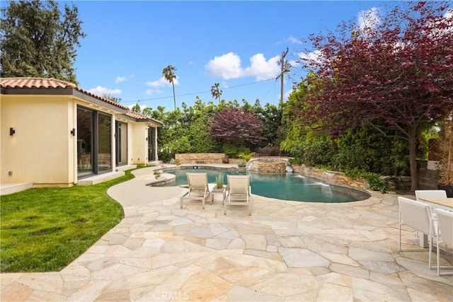 28 W La Sierra Dr, Arcadia, CA 91007 - view of pool with a patio and a pool with connected hot tub