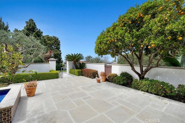 2839 Via Victoria, Palos Verdes Estates, CA 90274 - view of patio / terrace featuring fence