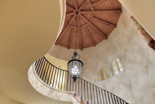 2839 Via Victoria, Palos Verdes Estates, CA 90274 - detailed view of wooden ceiling and beam ceiling
