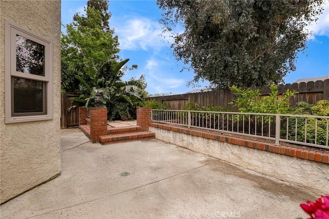 30452 Passageway Pl, Agoura Hills, CA 91301 - view of patio / terrace with a fenced backyard