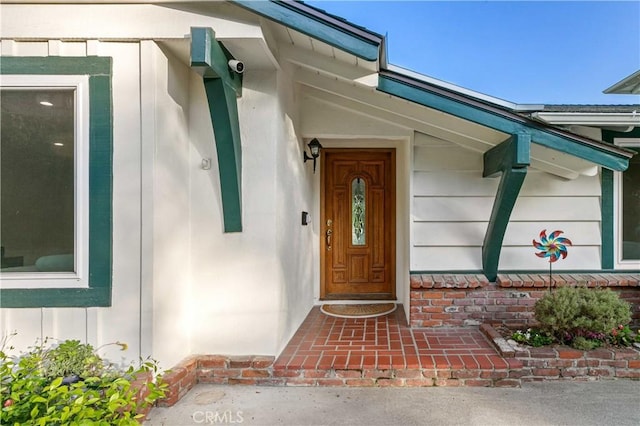 view of exterior entry