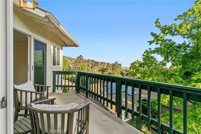 2320 Jayma Ln, La Crescenta, CA 91214 - view of balcony