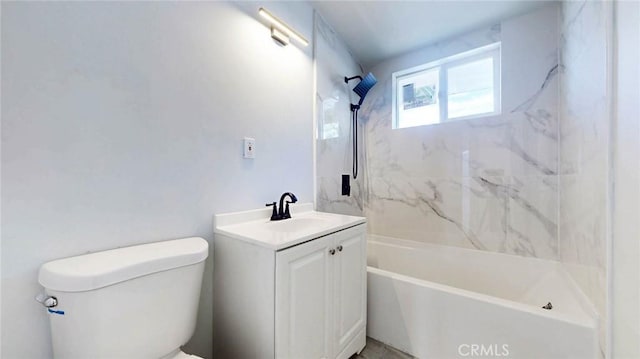 full bath with vanity, toilet, and bathing tub / shower combination