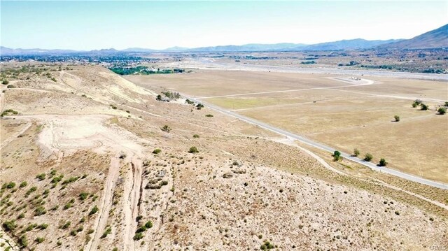 6800 Arrowhead Lake Rd, Hesperia, CA 92345