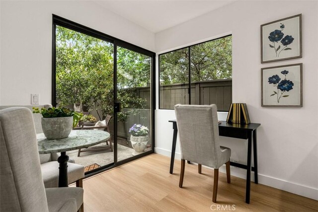 4 Woodlake, Irvine, CA 92604 - office area with wood finished floors and baseboards