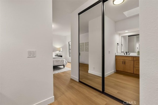 4 Woodlake, Irvine, CA 92604 - closet with a sink