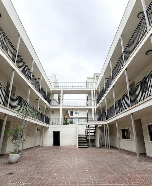 9005 Cynthia St Unit 215, West Hollywood, CA 90069 - photo 18