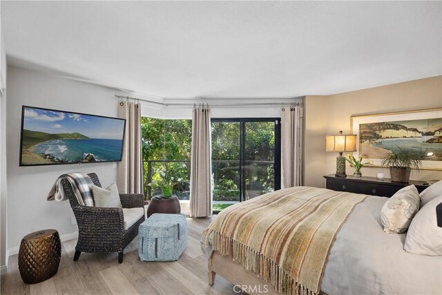 31588 Table Rock Dr, Laguna Beach, CA 92651 - bedroom featuring wood finished floors and baseboards