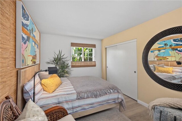 31588 Table Rock Dr, Laguna Beach, CA 92651 - bedroom featuring wood finished floors, a closet, and baseboards