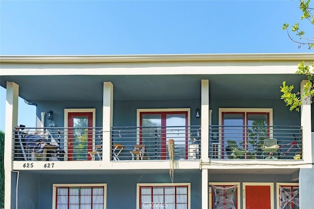 exterior space featuring stucco siding