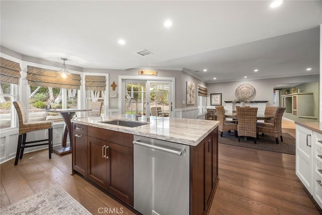 5005 Stonehaven Dr, Yorba Linda, CA 92887 - kitchen with recessed lighting, dishwasher, a sink, and dark wood finished floors
