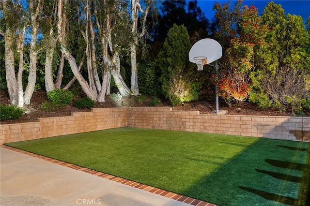 5005 Stonehaven Dr, Yorba Linda, CA 92887 - view of yard