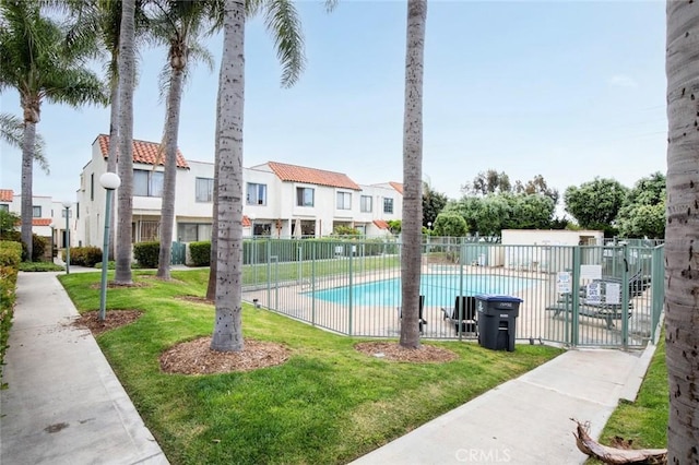 13461 Whittier Ln, Garden Grove, CA 92844 - pool featuring fence and a yard