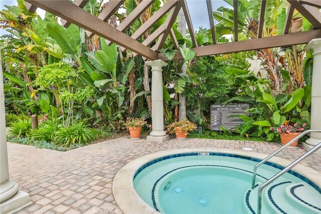 4752 Tiara Dr Unit 103, Huntington Beach, CA 92649 - view of pool