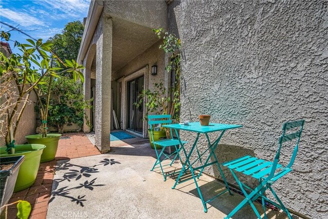 4752 Tiara Dr Unit 103, Huntington Beach, CA 92649 - fenced backyard with a patio