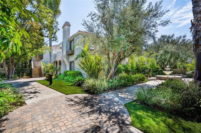 4752 Tiara Dr Unit 103, Huntington Beach, CA 92649 - surrounding community featuring stairs and driveway