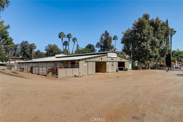 28846 Yosemite Pl, Canyon Lake, CA 92587 - view of outdoor structure featuring an exterior structure