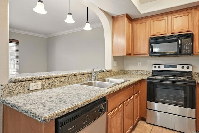4230 48th St Unit 5, San Diego, CA 92115 - kitchen featuring pendant lighting, a sink, appliances with stainless steel finishes, ornamental molding, and a peninsula