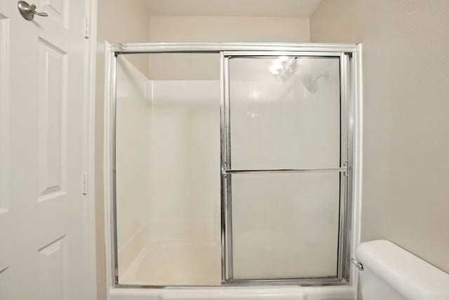 4230 48th St Unit 5, San Diego, CA 92115 - bathroom featuring an enclosed shower and toilet
