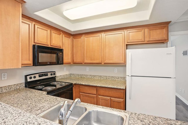 4230 48th St Unit 5, San Diego, CA 92115 - kitchen featuring freestanding refrigerator, range with electric cooktop, a sink, black microwave, and a raised ceiling