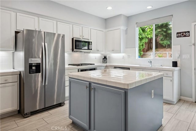 2421 Avis Ct, Signal Hill, CA 90755 - photo 8