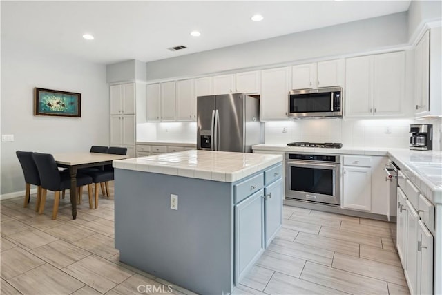 2421 Avis Ct, Signal Hill, CA 90755 - photo 5