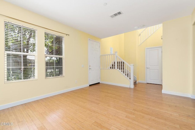 337 Feather River Pl, Oxnard, CA 93036 - photo 5
