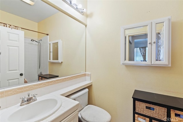 28 Malibu, Irvine, CA 92602 - bathroom with vanity and a shower