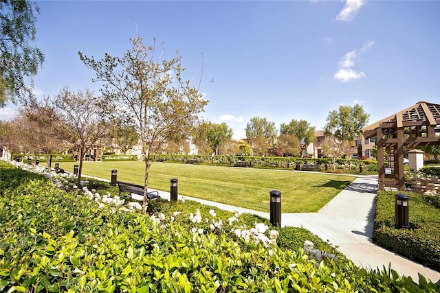 28 Malibu, Irvine, CA 92602 - surrounding community featuring a yard