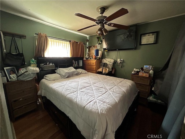 325 E 59th, Long Beach, CA 90805 - bedroom featuring crown molding, dark wood-style floors, and ceiling fan