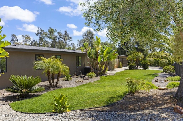 1820 Ramona Dr, Camarillo, CA 93010 - view of yard