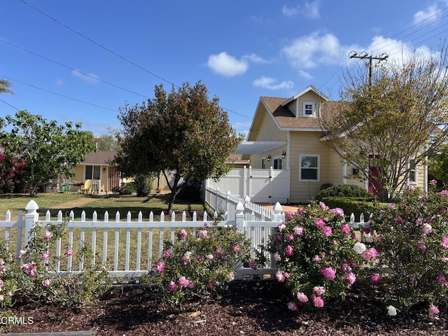 253261 E Pearl St, Port Hueneme, CA 93041 - photo 1