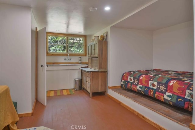 230 Fremont Rd, Lake Arrowhead, CA 92352 - bedroom featuring light wood finished floors, baseboards, and recessed lighting