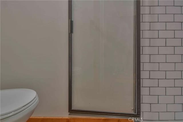 230 Fremont Rd, Lake Arrowhead, CA 92352 - full bath featuring a stall shower and toilet