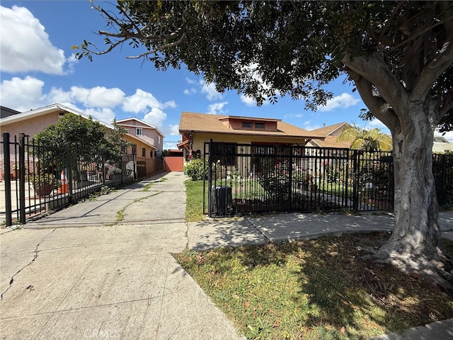3115 W 60th St, Los Angeles, CA 90043 - photo 1