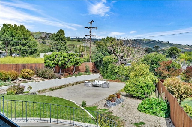 8 Clipper Rd, Rancho Palos Verdes, CA 90275 - view of yard with a patio, an outdoor living space, and a fenced backyard