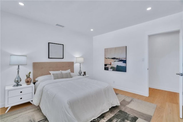 8 Clipper Rd, Rancho Palos Verdes, CA 90275 - bedroom featuring recessed lighting, visible vents, wood finished floors, and baseboards