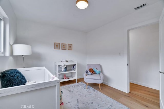 8 Clipper Rd, Rancho Palos Verdes, CA 90275 - bedroom with visible vents, wood finished floors, and baseboards