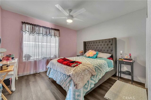 37025 96th St E, Littlerock, CA 93543 - bedroom with a ceiling fan and wood finished floors