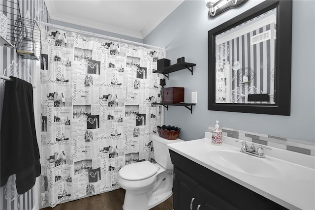 649 Sycamore Ave, Claremont, CA 91711 - full bath featuring wood finished floors, toilet, vanity, crown molding, and a shower with curtain