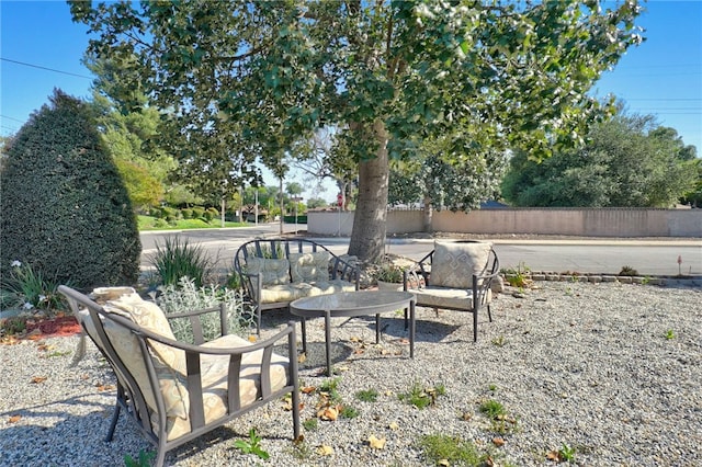 649 Sycamore Ave, Claremont, CA 91711 - view of yard with fence