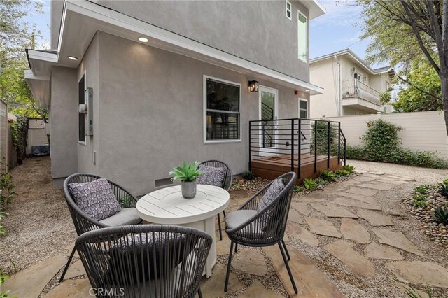 724 San Miguel Ave, Venice, CA 90291 - view of patio with fence and outdoor dining area