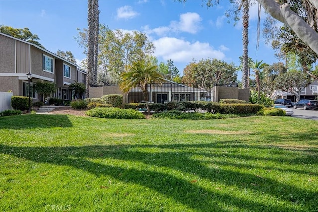 8482 Benjamin Dr Unit 10, Huntington Beach, CA 92647 - view of yard
