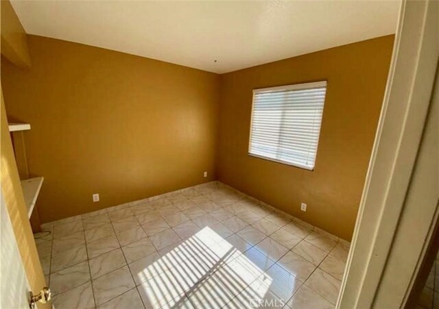 39557 Warbler Dr, Temecula, CA 92591 - view of spare room