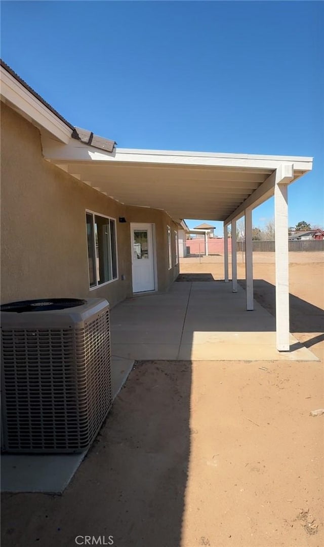 17995 Seaforth St, Hesperia, CA 92345 - view of patio / terrace