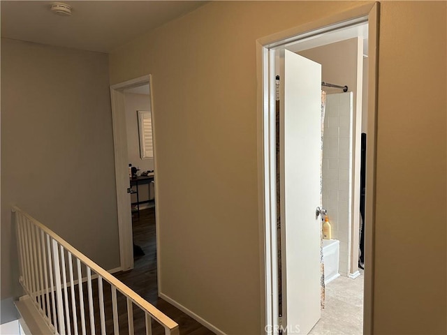25260 Avenida Dorena, Newhall, CA 91321 - corridor featuring baseboards