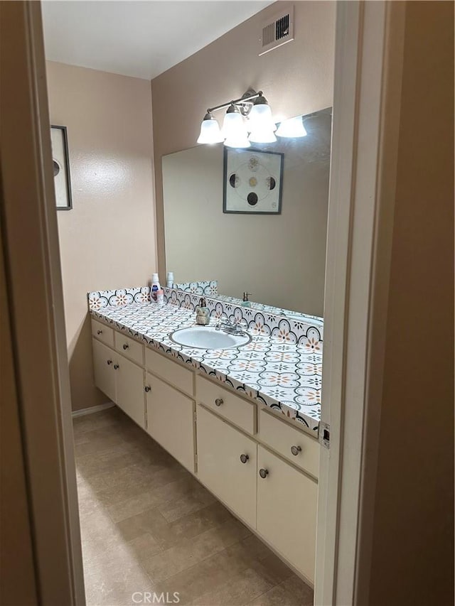 25260 Avenida Dorena, Newhall, CA 91321 - bathroom featuring visible vents and vanity