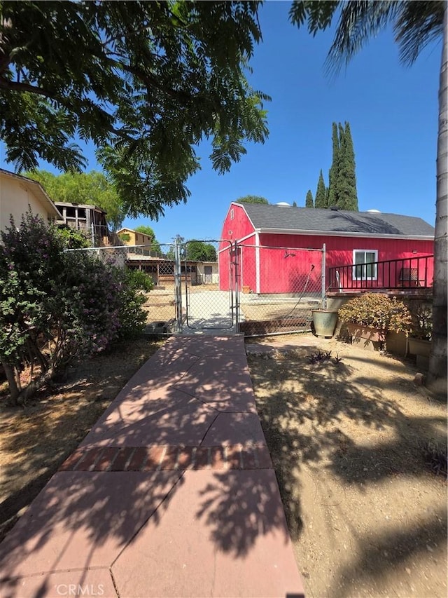 9986 Stonehurst Ave, Sun Valley, CA 91352 - photo 25