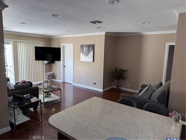 living room featuring crown molding, visible vents, baseboards, recessed lighting, and dark wood finished floors