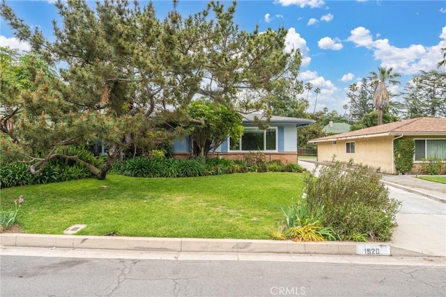 1920 Maiden Ln, Altadena, CA 91001 - view of front facade with brick siding and a front yard